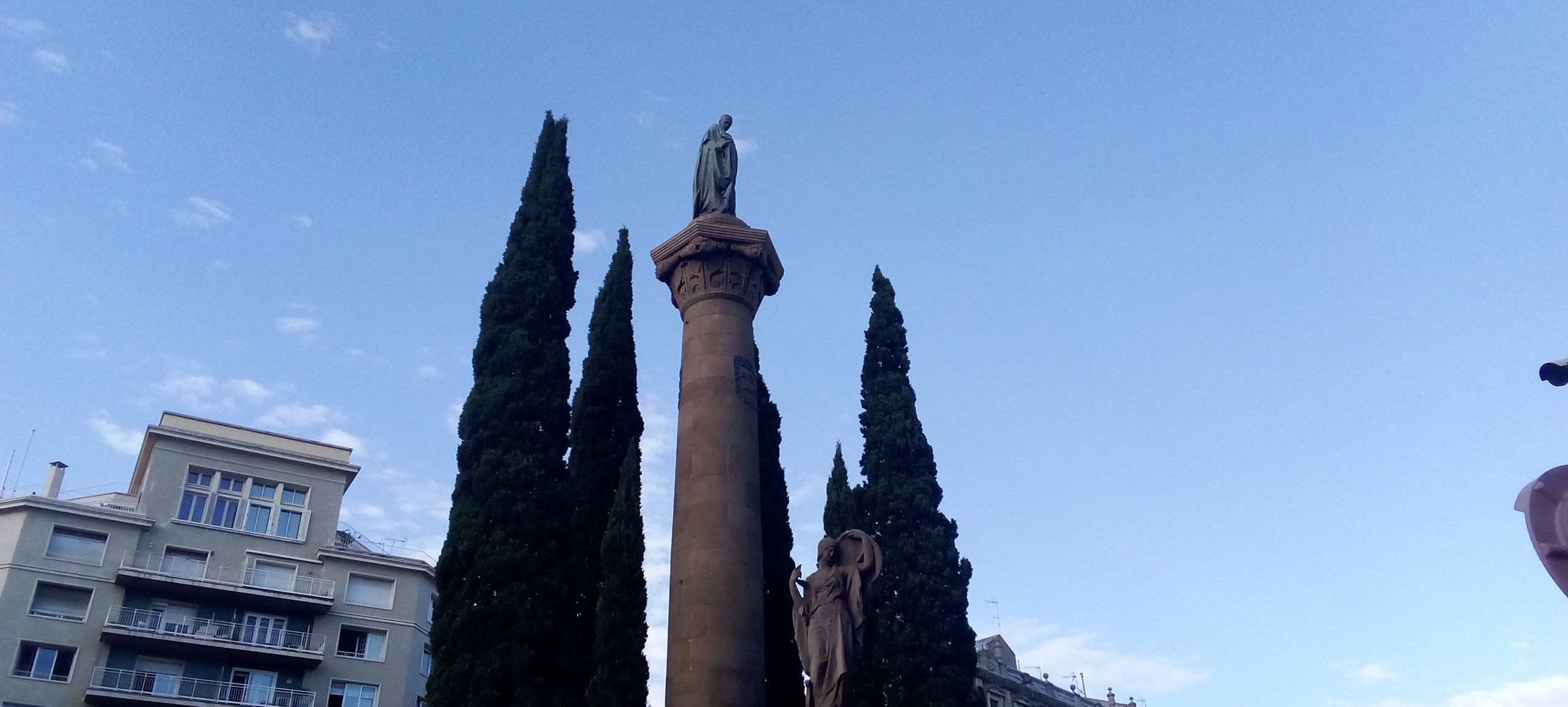 Monumento a Jacinto Verdaguer Reformas Barcelona