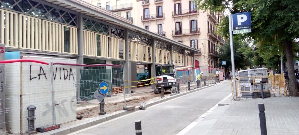 Mercado de la Abaceria - Gràcia - Barcelona reforma del mercado - entrega octubre 2026 Vista de travessera de Gràcia