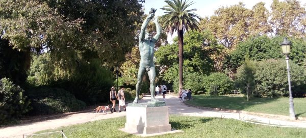 Monumento "Als voluntaris catalans" - Ciutadella - Barcelona Reformas Barcelona - esculturas jardines