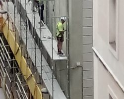 Alquiler de Andamios Barcelona - Rehabilitación de fachadas Barcelona Alquiler de Andamios Barcelona - Rehabilitación de fachadas Barcelona